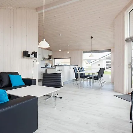 5 Star Holiday Home In Grossenbrode بيت للعطل *
